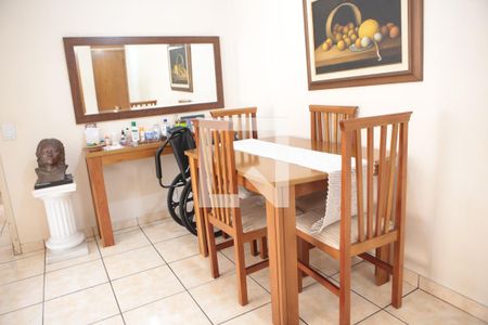 Apartamento à venda com 73m², 3 quartos e 1 vagaSala de Jantar