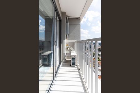 Varanda de kitnet/studio à venda com 1 quarto, 27m² em Pinheiros, São Paulo