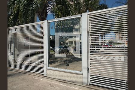 Apartamento para alugar com 50m², 2 quartos e 1 vagaFachada e portaria