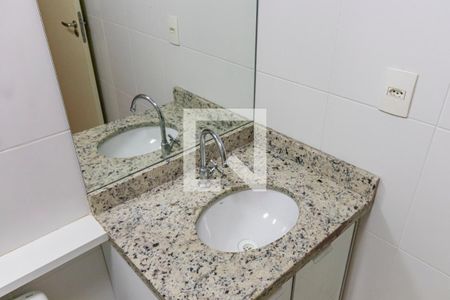 Apartamento à venda com 70m², 2 quartos e 2 vagasBanheiro Social