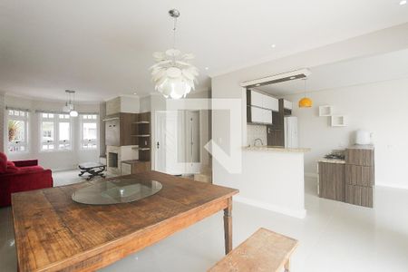 Sala de casa de condomínio para alugar com 3 quartos, 136m² em Sarandi, Porto Alegre