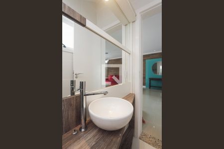 Lavabo de casa de condomínio para alugar com 3 quartos, 136m² em Sarandi, Porto Alegre