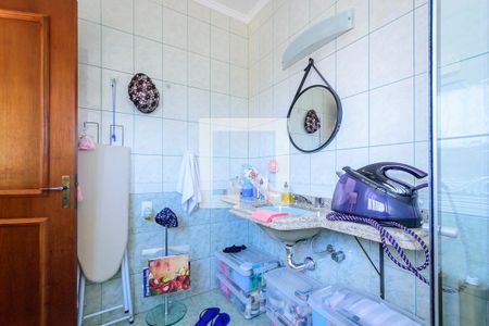 Casa à venda com 284m², 4 quartos e 2 vagasBanheiro