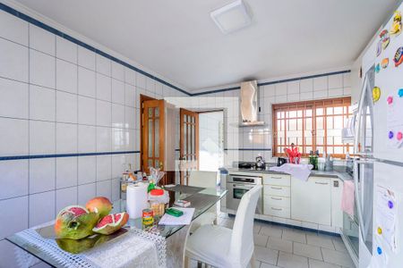 Casa à venda com 284m², 4 quartos e 2 vagasCozinha