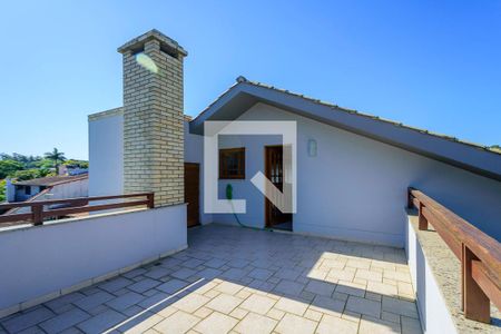 Casa à venda com 284m², 4 quartos e 2 vagasSacada