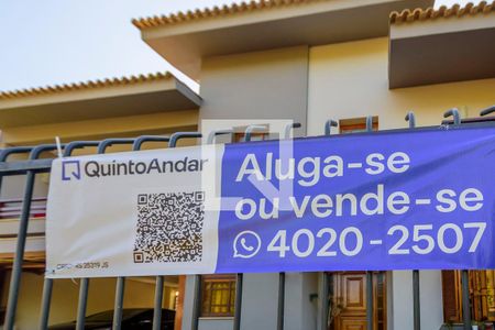 Casa à venda com 284m², 4 quartos e 2 vagasPlaquinha