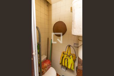 Apartamento para alugar com 80m², 3 quartos e 1 vaga Apartamento para alugar com 80m², 3 quartos e 1 vagaBanheiro de Serviço
