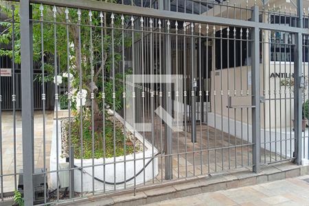 Apartamento para alugar com 64m², 2 quartos e 1 vaga Apartamento para alugar com 64m², 2 quartos e 1 vagaFachada