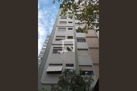 Apartamento para alugar com 64m², 2 quartos e 1 vaga Apartamento para alugar com 64m², 2 quartos e 1 vagaFachada