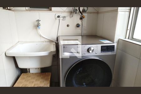 Apartamento à venda com 72m², 3 quartos e 1 vaga Apartamento à venda com 72m², 3 quartos e 1 vagaÁrea de serviço