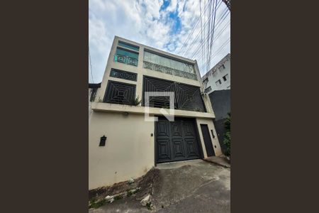 Studio para alugar com 28m², 1 quarto e sem vaga Studio para alugar com 28m², 1 quarto e sem vagaFachada