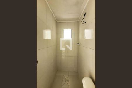 Banheiro de kitnet/studio para alugar com 1 quarto, 28m² em Ipiranga, São Paulo