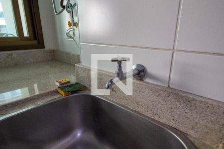 Apartamento à venda com 78m², 2 quartos e 1 vagaÁrea de Serviço