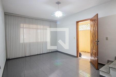 Sala 1 de casa à venda com 3 quartos, 140m² em Vila Regina ( Zona Leste), São Paulo