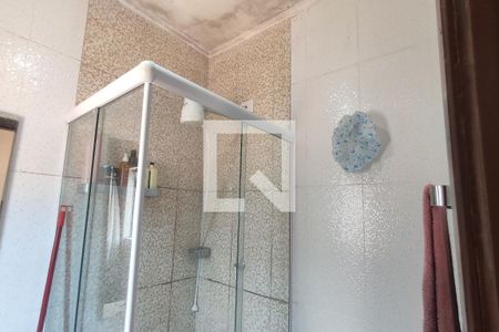 Casa à venda com 300m², 3 quartos e 3 vagas Casa à venda com 300m², 3 quartos e 3 vagasBanheiro