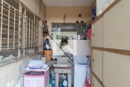 Casa à venda com 300m², 3 quartos e 3 vagas Casa à venda com 300m², 3 quartos e 3 vagasÁrea de Serviço