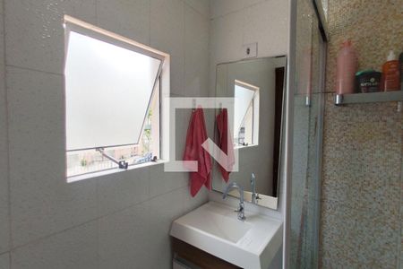 Casa à venda com 300m², 3 quartos e 3 vagas Casa à venda com 300m², 3 quartos e 3 vagasBanheiro