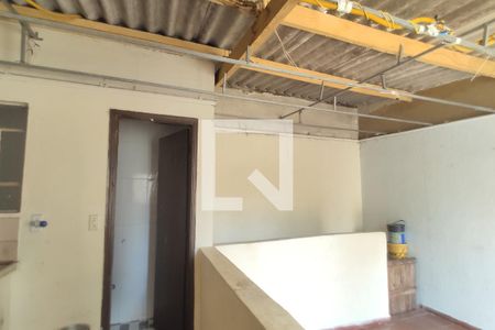 Casa à venda com 300m², 3 quartos e 3 vagas Casa à venda com 300m², 3 quartos e 3 vagasQuarto 2