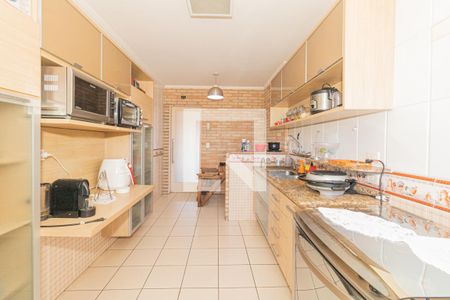 Apartamento à venda com 135m², 3 quartos e 2 vagasCozinha