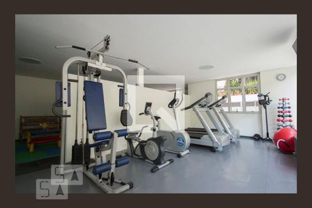 Apartamento à venda com 115m², 3 quartos e 2 vagasAcademia