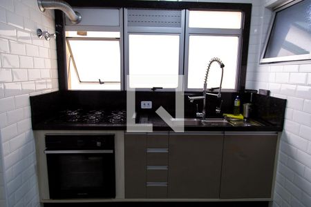 Apartamento à venda com 115m², 3 quartos e 2 vagasCozinha - Detalhe