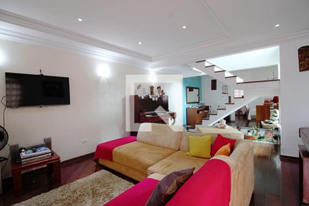 Sala de casa para alugar com 3 quartos, 275m² em Jardim Santa Terezinha, Taboão da Serra