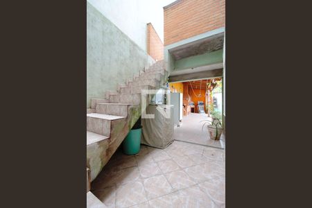 Área de Serviço de casa para alugar com 3 quartos, 275m² em Jardim Santa Terezinha, Taboão da Serra