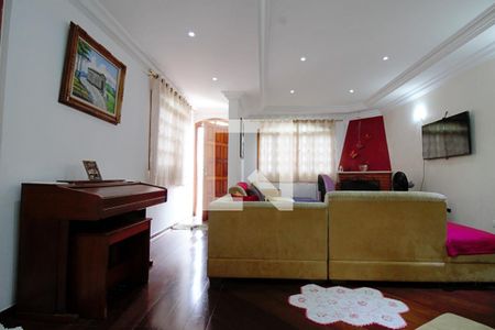 Sala de casa para alugar com 3 quartos, 275m² em Jardim Santa Terezinha, Taboão da Serra