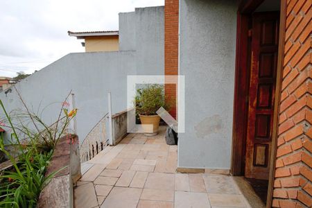 Casa para alugar com 275m², 3 quartos e 3 vagas Casa para alugar com 275m², 3 quartos e 3 vagasEntrada