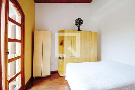 Casa para alugar com 275m², 3 quartos e 3 vagas Casa para alugar com 275m², 3 quartos e 3 vagasQuarto 2