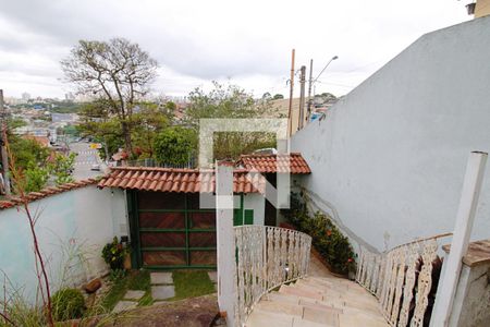 Casa para alugar com 275m², 3 quartos e 3 vagas Casa para alugar com 275m², 3 quartos e 3 vagasEntrada