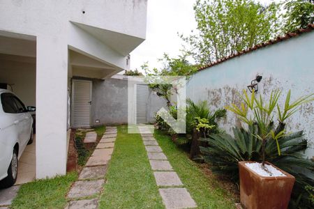Casa para alugar com 275m², 3 quartos e 3 vagas Casa para alugar com 275m², 3 quartos e 3 vagasGaragem