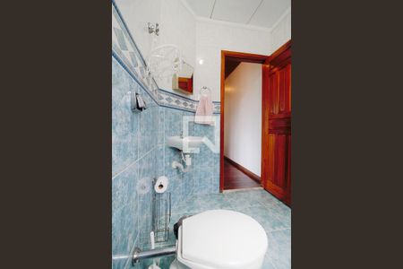 Casa para alugar com 275m², 3 quartos e 3 vagas Casa para alugar com 275m², 3 quartos e 3 vagasBanheiro Social