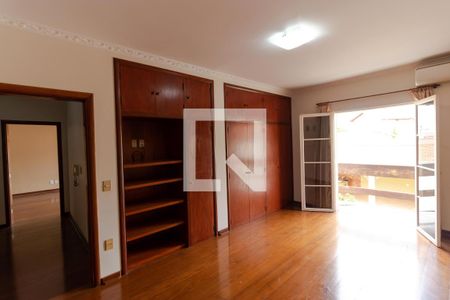 Casa à venda com 465m², 4 quartos e 4 vagasSuíte 01