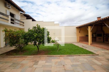 Casa à venda com 465m², 4 quartos e 4 vagasQuintal