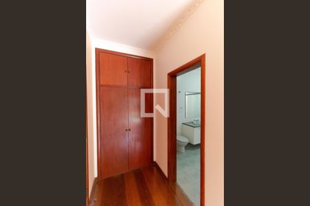 Casa à venda com 465m², 4 quartos e 4 vagasSuíte 04