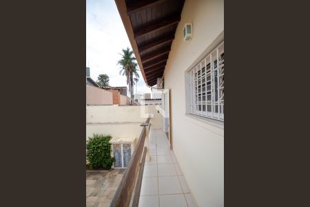 Casa à venda com 465m², 4 quartos e 4 vagasSacada da Suíte 01