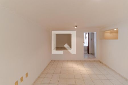 Casa à venda com 465m², 4 quartos e 4 vagasSala 01