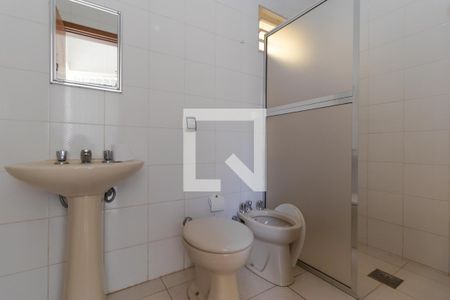 Casa à venda com 465m², 4 quartos e 4 vagasBanheiro de Serviço