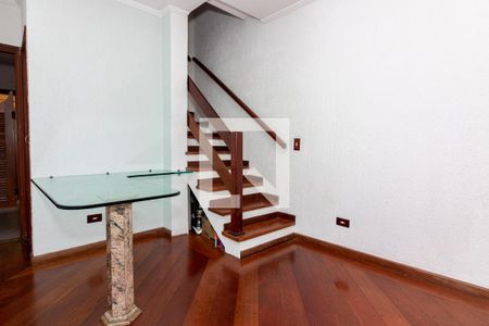 Sala de casa de condomínio à venda com 2 quartos, 90m² em Vila Guaca, São Paulo