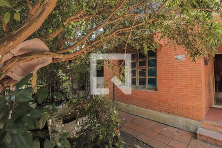 Casa para alugar com 300m², 5 quartos e 3 vagasArea externa