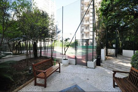 Apartamento à venda com 83m², 1 quarto e 2 vagasQuadra