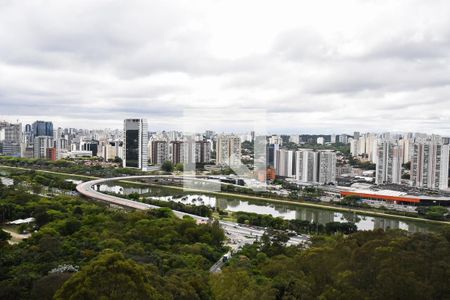 Apartamento à venda com 83m², 1 quarto e 2 vagas Apartamento à venda com 83m², 1 quarto e 2 vagasVista da suíte