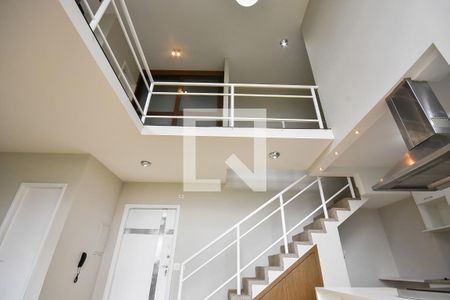 Apartamento à venda com 83m², 1 quarto e 2 vagas Apartamento à venda com 83m², 1 quarto e 2 vagasPé direito