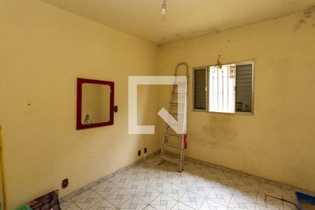 Casa à venda com 153m², 2 quartos e 2 vagas Casa à venda com 153m², 2 quartos e 2 vagasQuarto