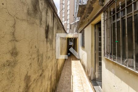 Casa à venda com 153m², 2 quartos e 2 vagas Casa à venda com 153m², 2 quartos e 2 vagasCorredor