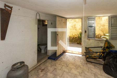 Casa à venda com 153m², 2 quartos e 2 vagas Casa à venda com 153m², 2 quartos e 2 vagasDeposito