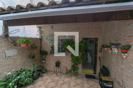 Casa à venda com 360m², 8 quartos e 1 vaga Casa à venda com 360m², 8 quartos e 1 vagaGaragem