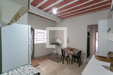 Casa à venda com 360m², 8 quartos e 1 vaga Casa à venda com 360m², 8 quartos e 1 vagaCozinha 1