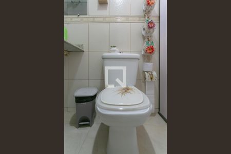 Casa à venda com 360m², 8 quartos e 1 vaga Casa à venda com 360m², 8 quartos e 1 vagaBanheiro